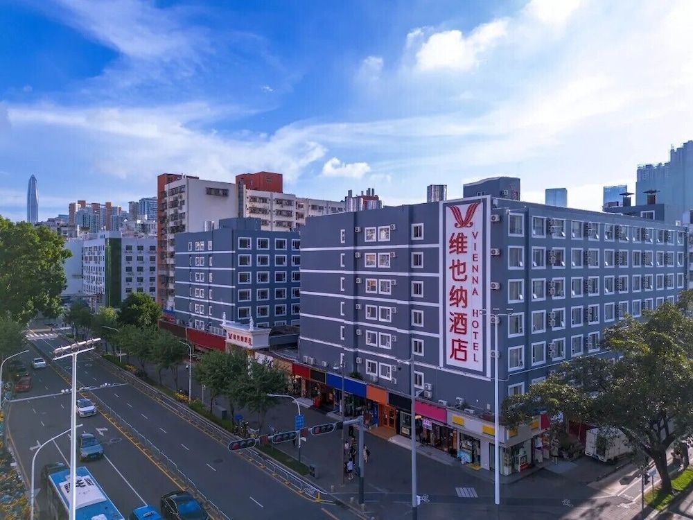 Vienna Hotel Meilin0