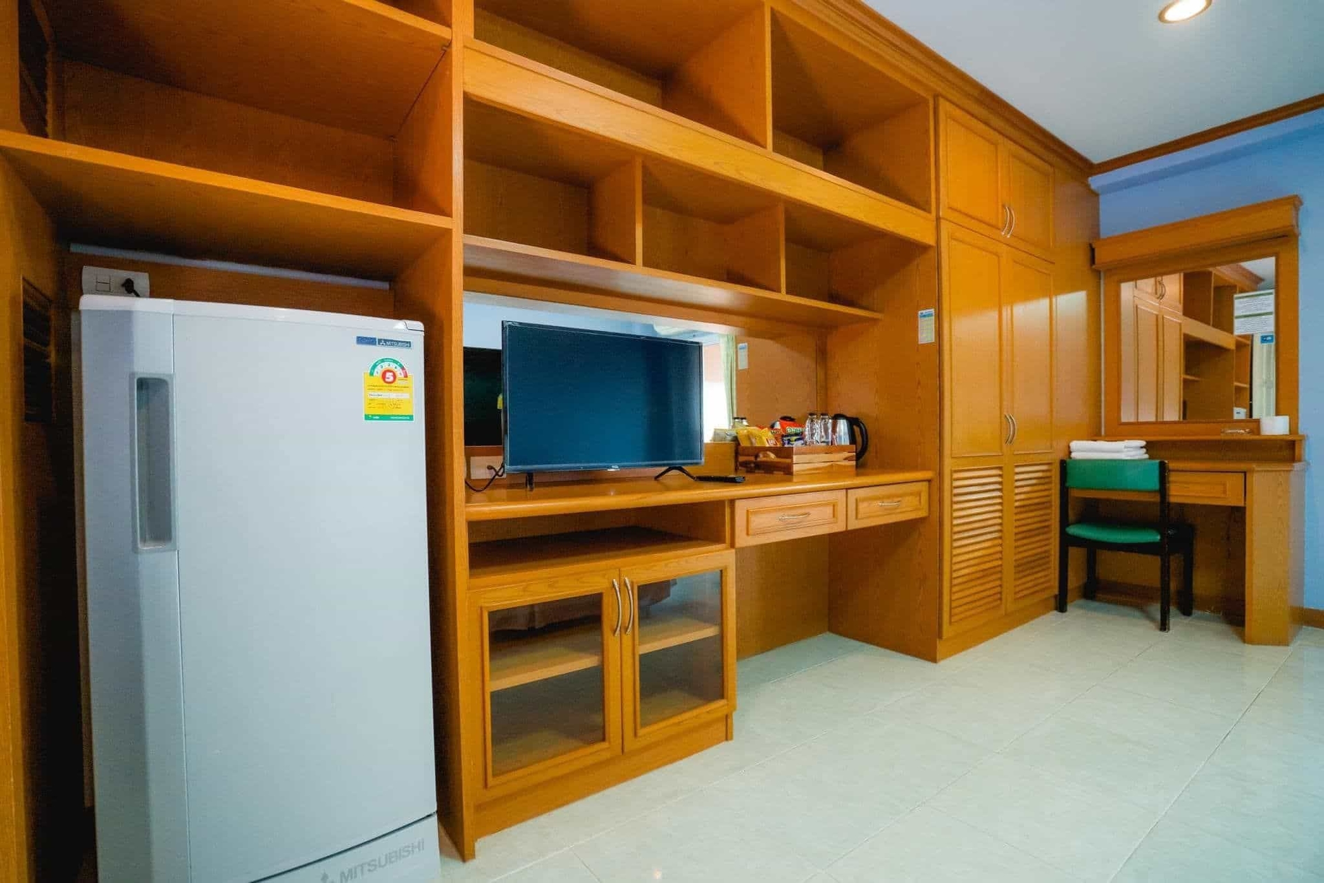 Preechana Golden Place Serviced Apartment1