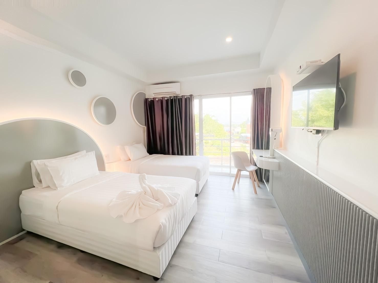 โรงแรมเดอะ รูม (The Room Hotel)4