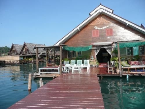 โอเชี่ยนบลู เกสต์เฮ้าส์ (Oceanblue Guest House)0