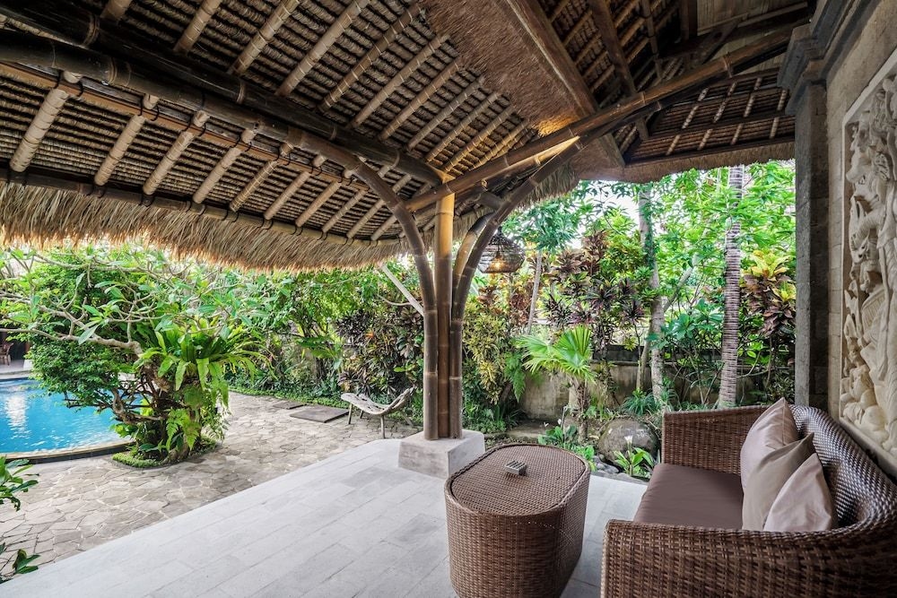 Villa Sujati1
