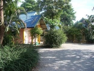 ชุตินันท์ รีสอร์ท (Chutinan Resort)0