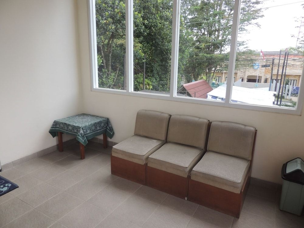 Wisma Tamu UKSW Guest House3