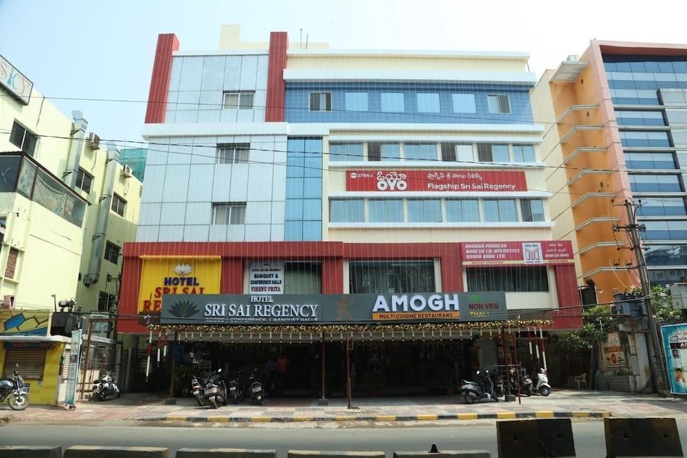 Hotel Sri Sai Regency0