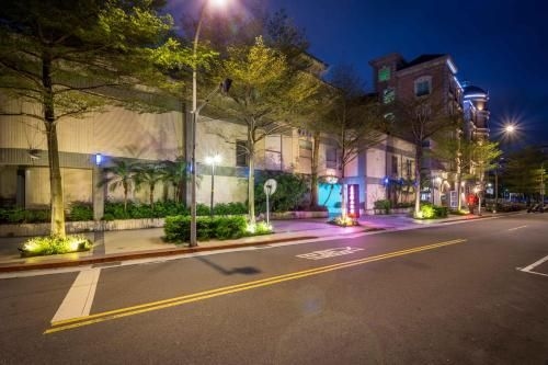 ยูไลน์ โมเต็ล (Uline Motel)0