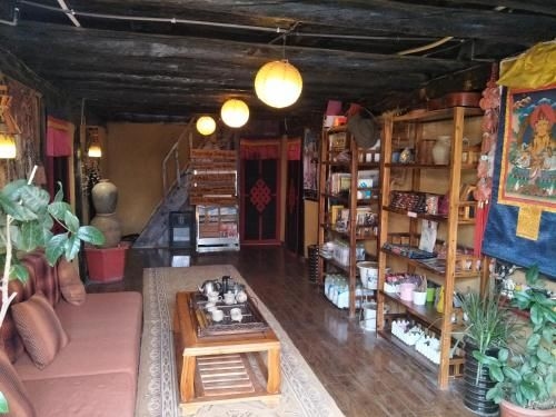 แชงกรีลา ไทม์เลส อินน์ (Shangri-La Timeless Inn)1
