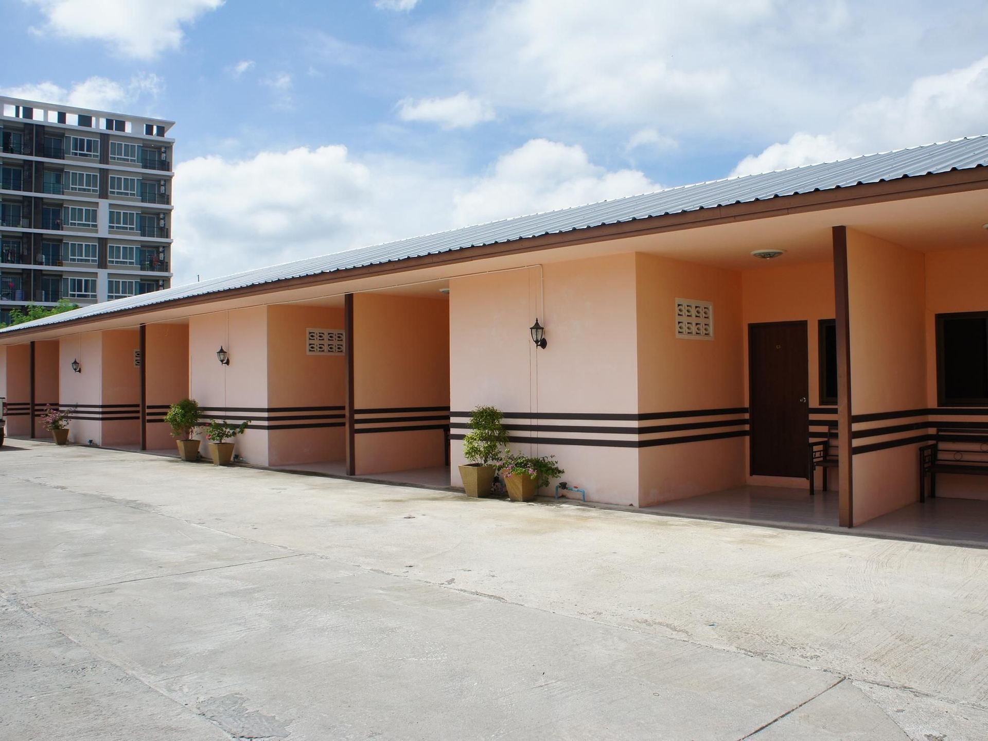 กัณธนา อพาร์ตเมนต์ (Kantana Apartment)4