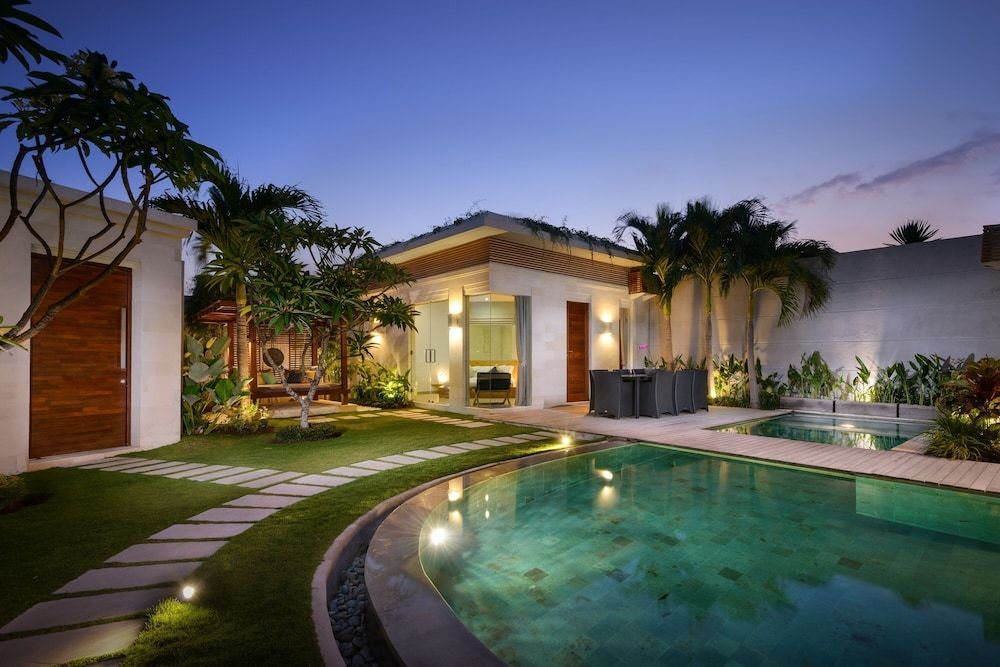 Villa Miro0