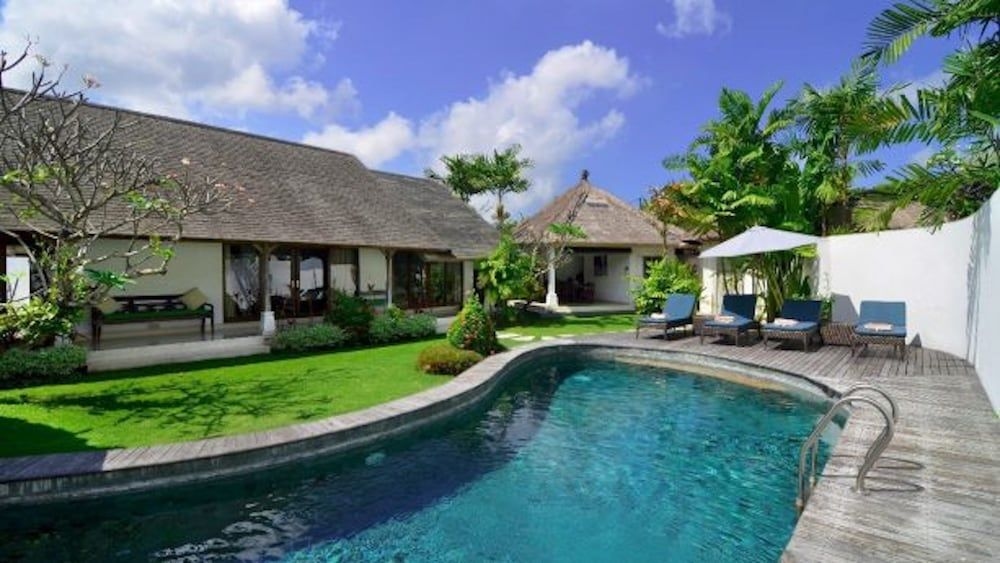 Villa Damai Kecil1