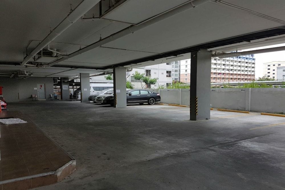 ซีเอ็ม เฮาส์ (CM House)1