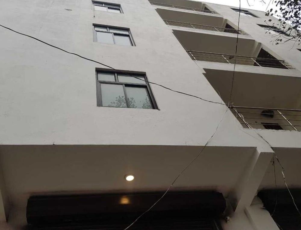 Absolute Guest House0