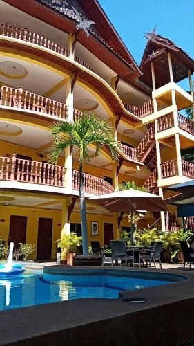 พระตำหนัก อินน์ (Phratamnak Inn)1