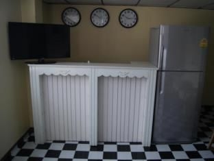 The Room Hostel4