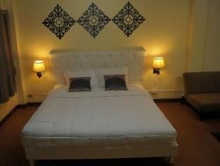 The Room Hostel3