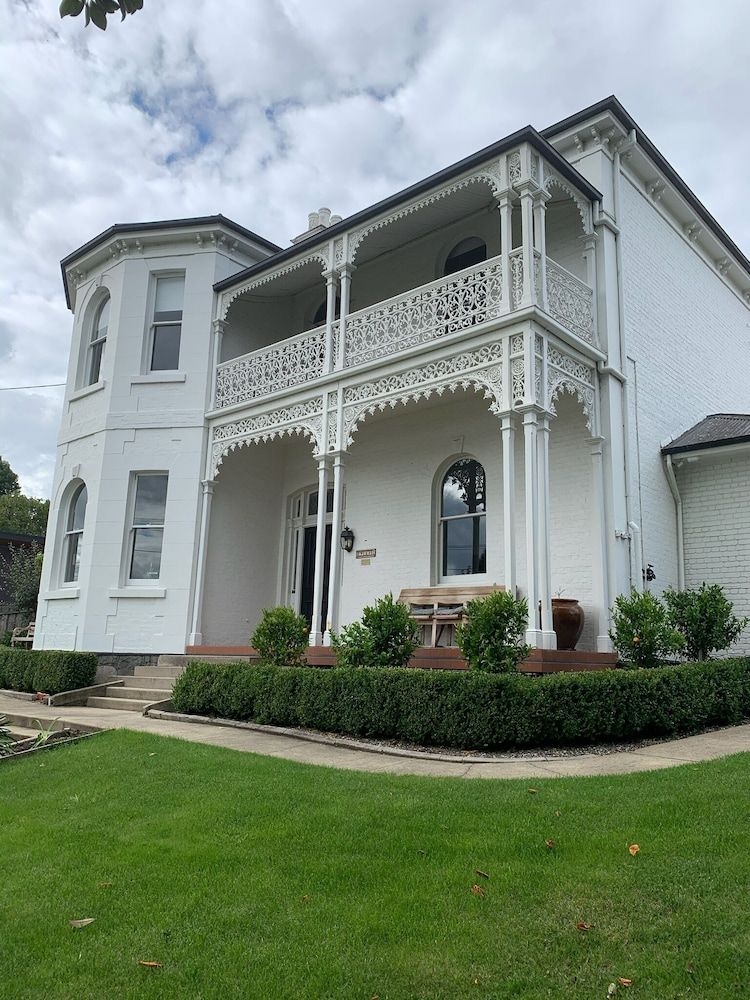 Highfield House1