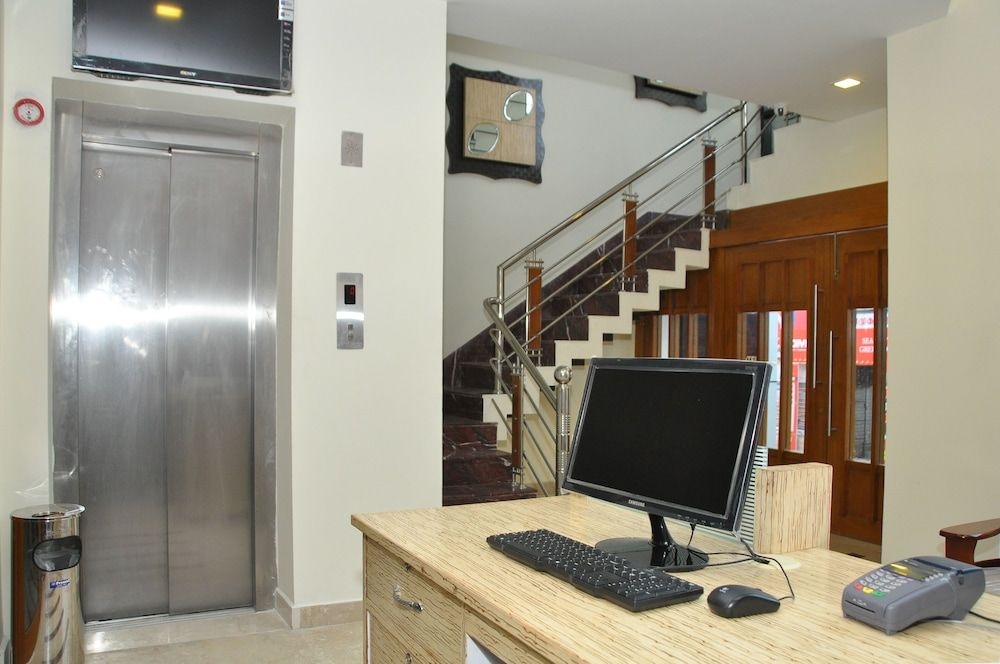 Hotel Metro0