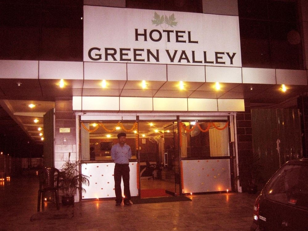 Hotel Green Valley1
