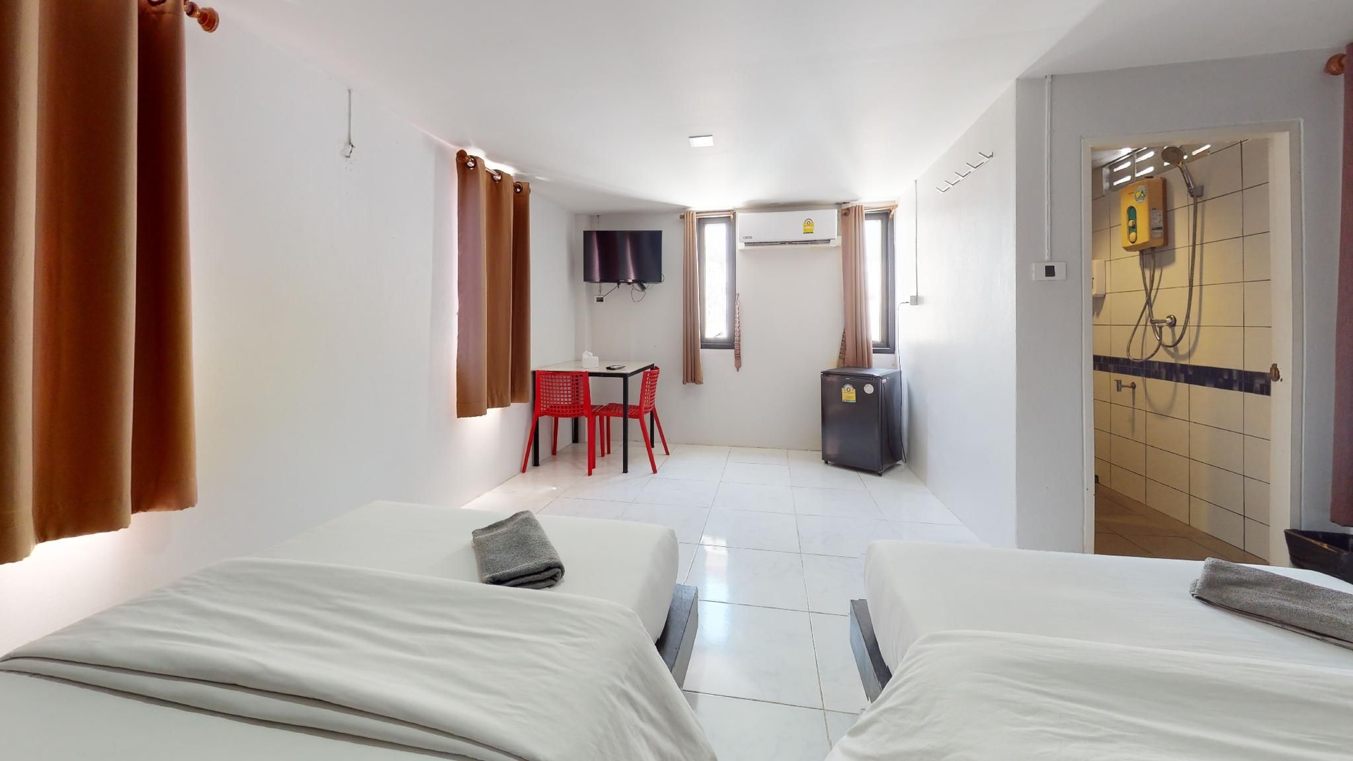 โรงแรมเดอะ คัลเลอร์ เอ็กเพรส (The Color Express Hotel)4