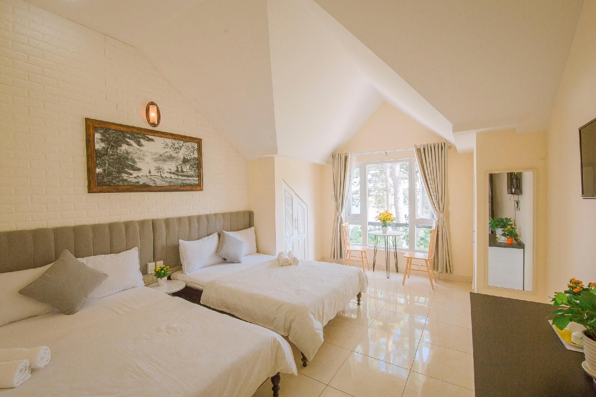Thang Lap Hotel1