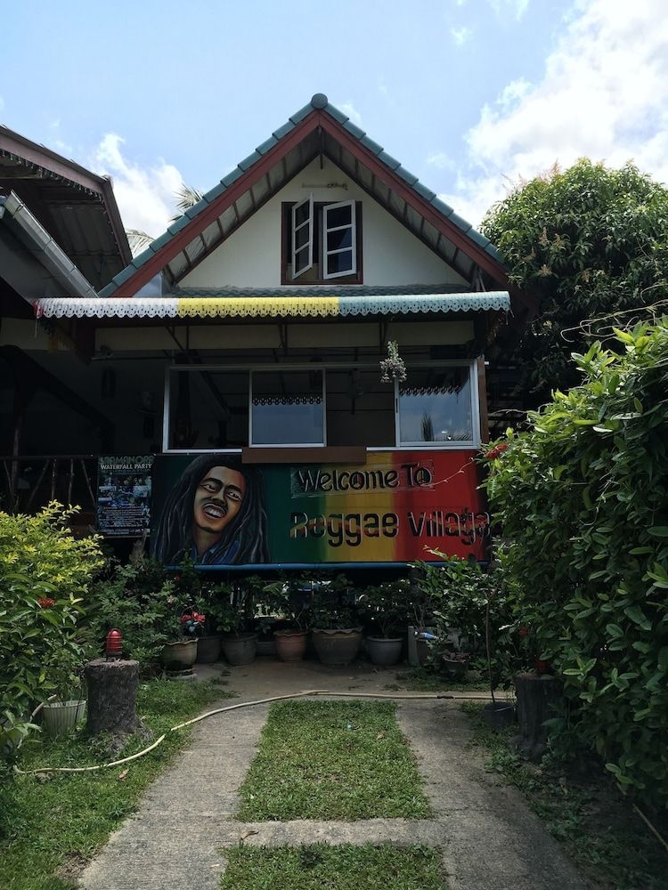 Reggae Village3