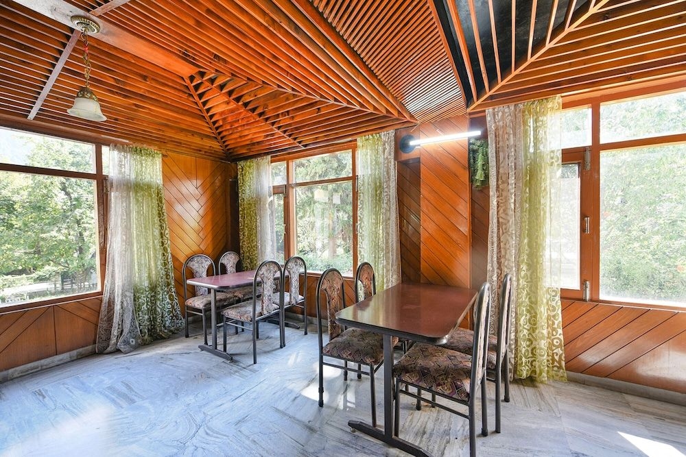 Zarim Hotel4