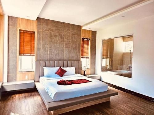 รูบี้ ลักชัวรี่ อพาร์ตเมนต์ (Ruby Luxury Apartments)1