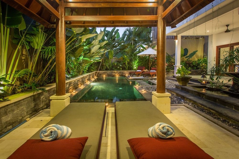 Villa Sedap Malam1