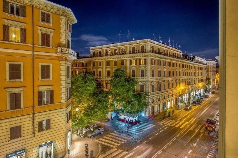 Amalia Suites1