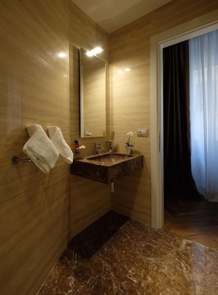 Navona Rooms4