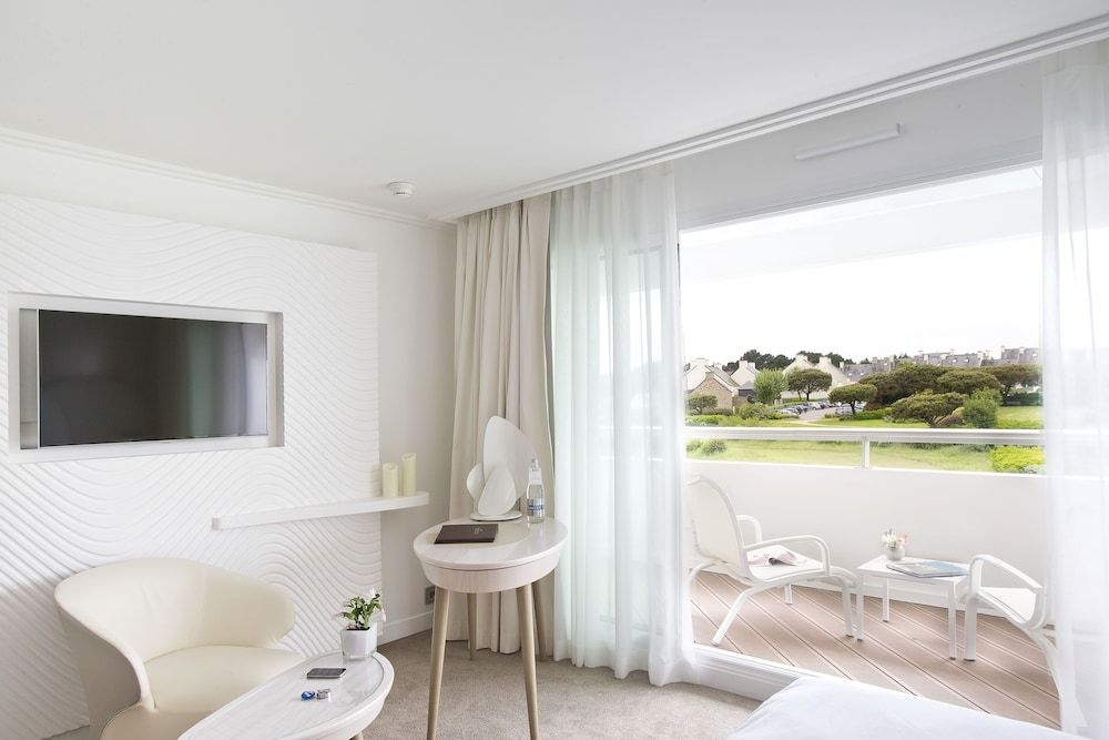 Miramar La Cigale1