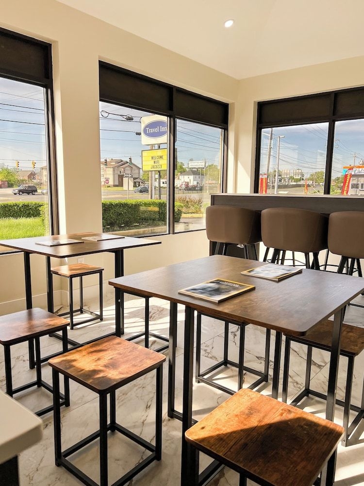 Travel Inn New Castle Airport4