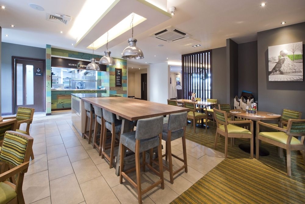 Premier Inn Glasgow Braehead4