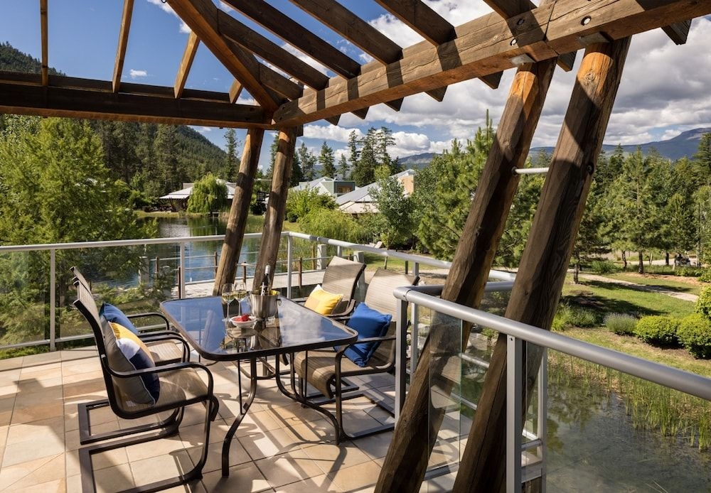 Outback Lakeside Vacation Homes1