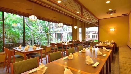 เดอะ นาฮะ เทอเรซ (The Naha Terrace)3