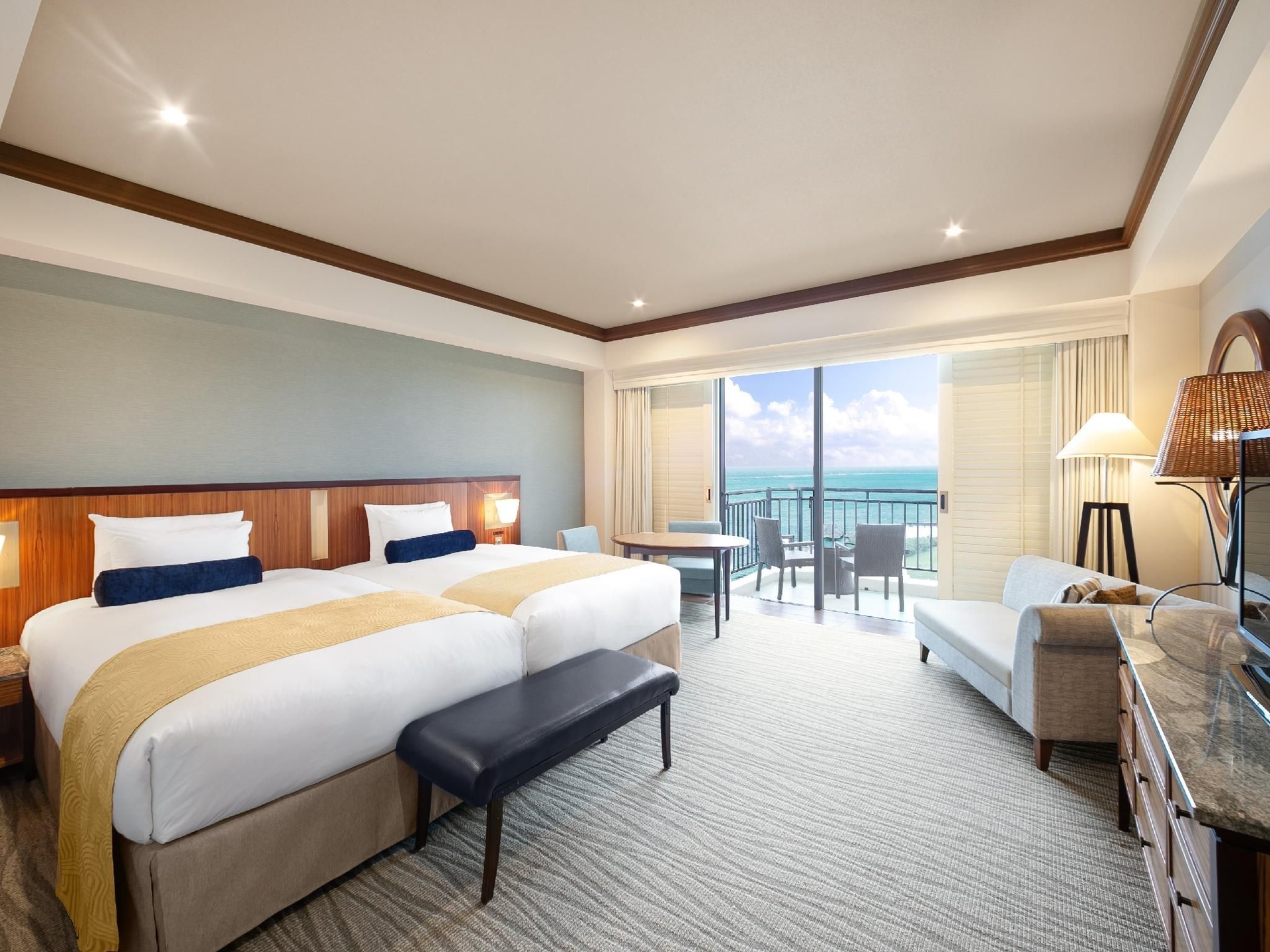 โรงแรมนิกโก อลิวีลา (Hotel Nikko Alivila)2
