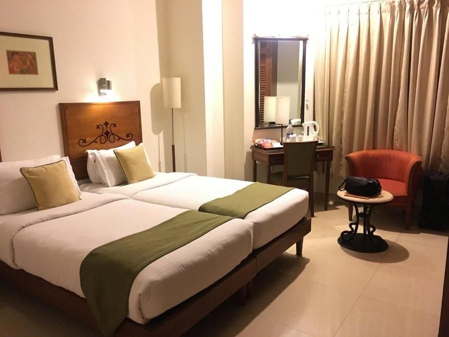 Nani s and Resorts0