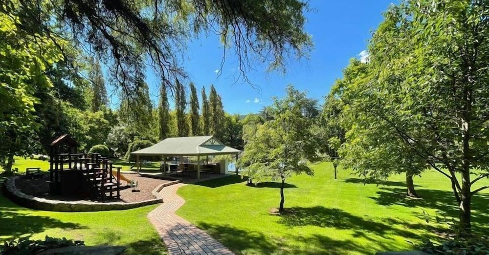Chestnut Tree Holiday Apartments4