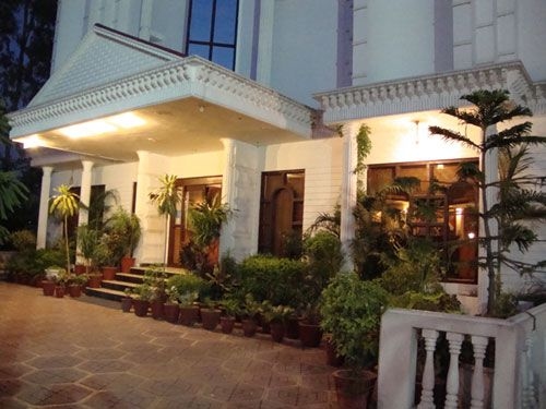 Khanna Palace3