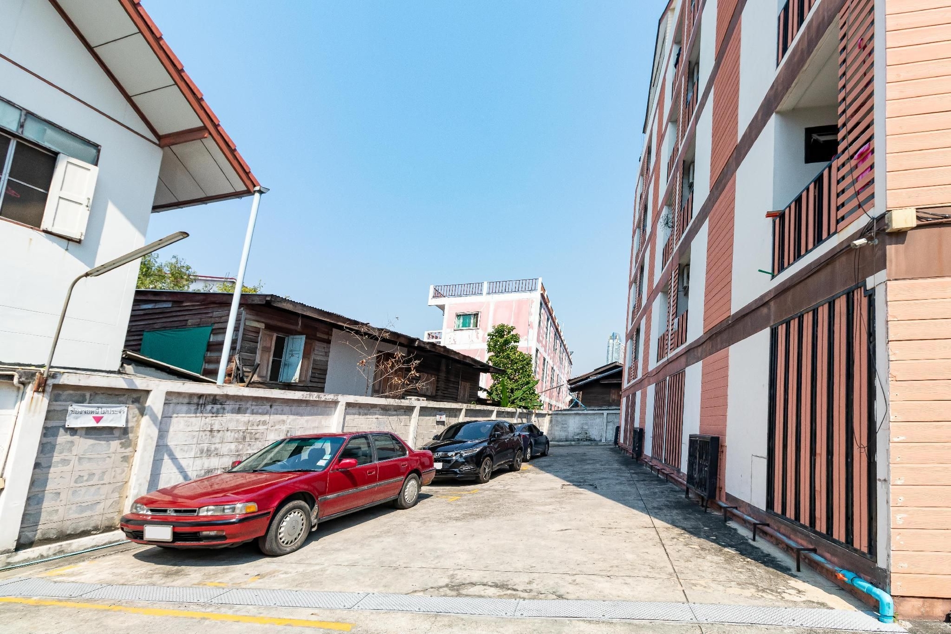 Grannylla Residence Charoenkrung3