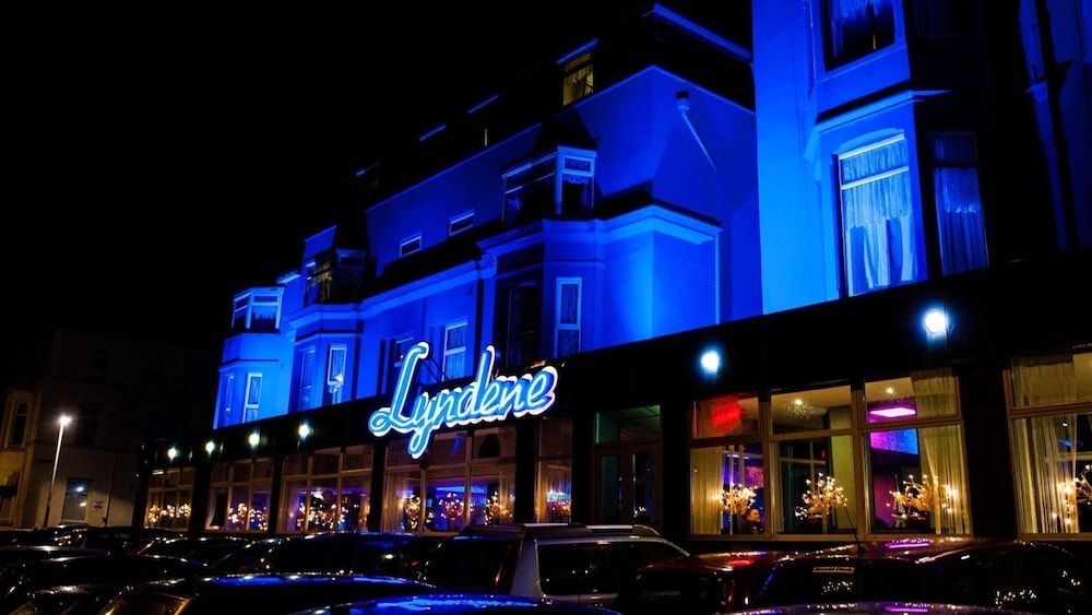 Lyndene1