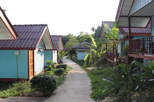 Mookies Bungalow2