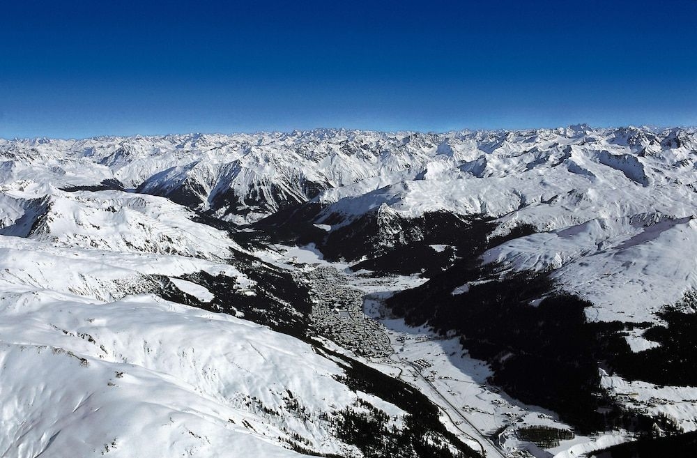 Hotel Seehof Davos4