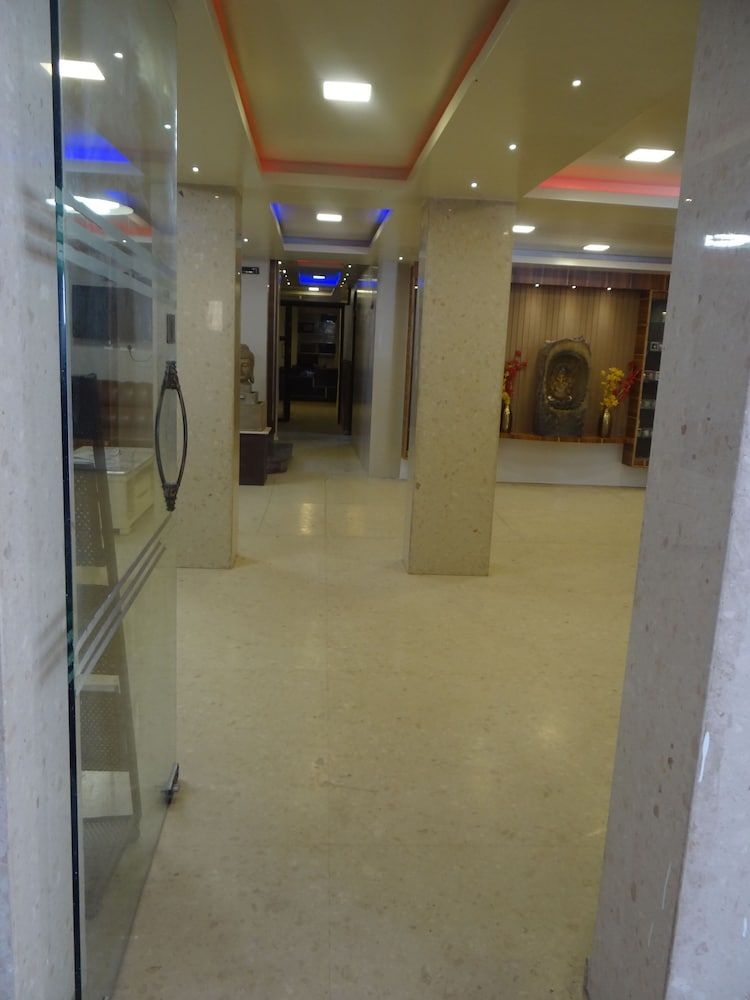 Desanthosh Residency0