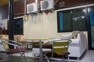 Kingston Jamaica Hostel0