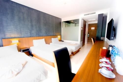 ฟีนิกซ์ แกรนด์ โฮเต็ล (Phoenix Grand Hotel)4