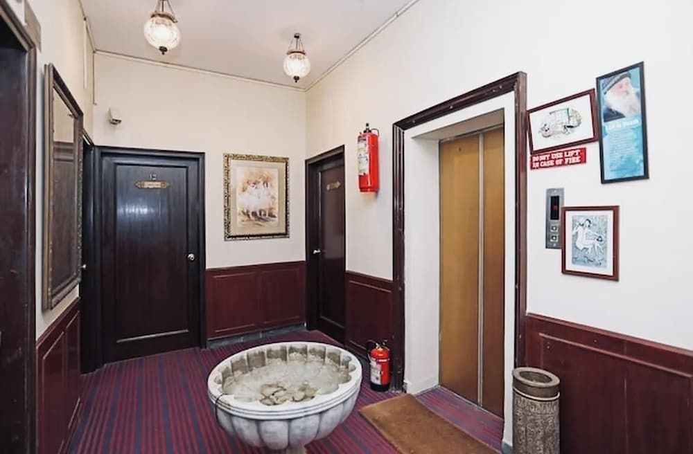 Hamilton Lodge3