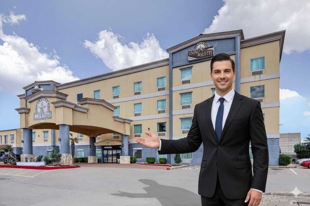 Days Inn Robinson1