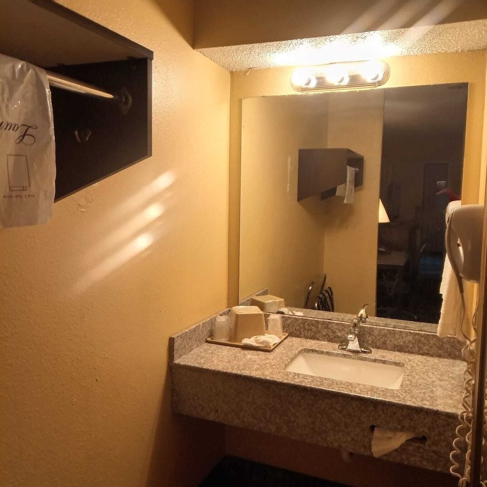 The Executive inn and Suites4