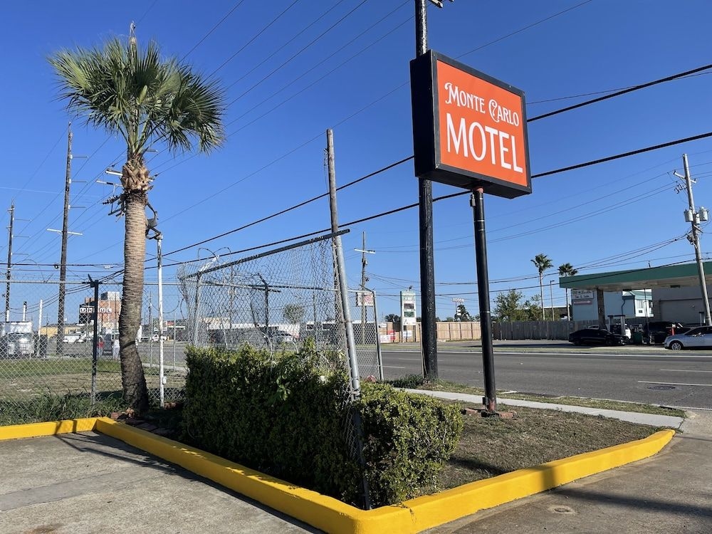 Monte Carlo Motel0