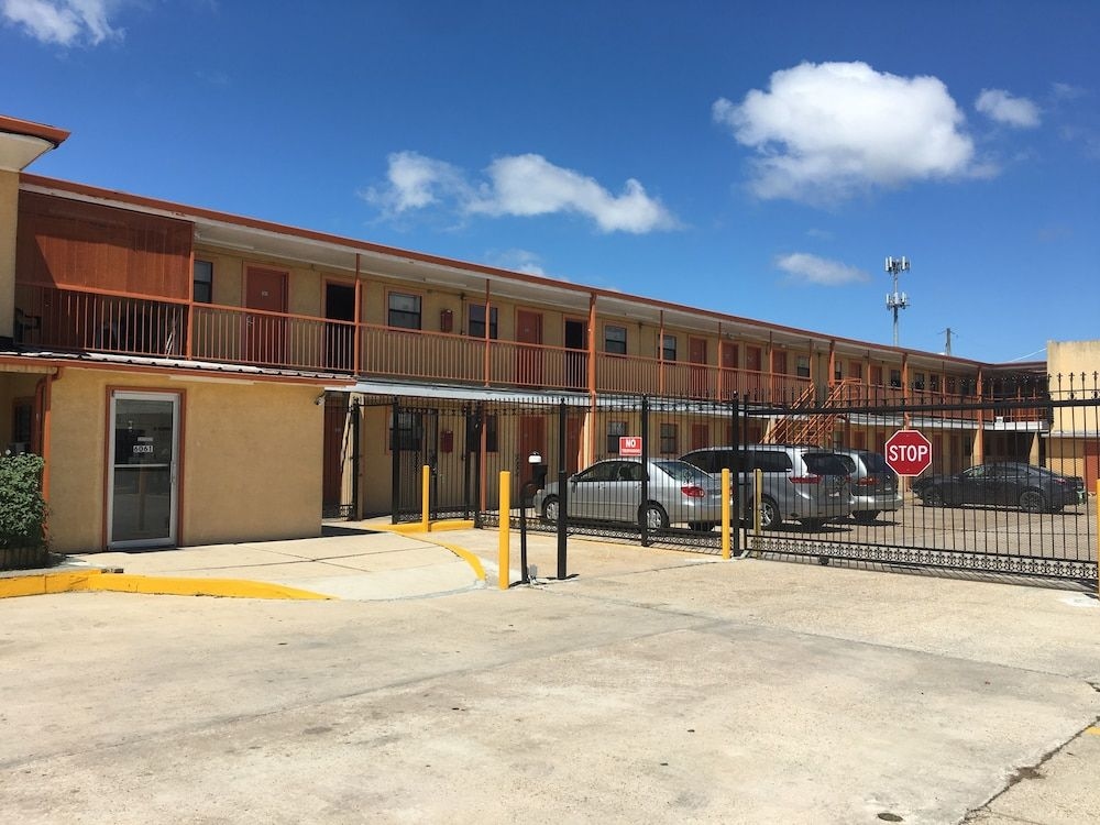 Monte Carlo Motel2